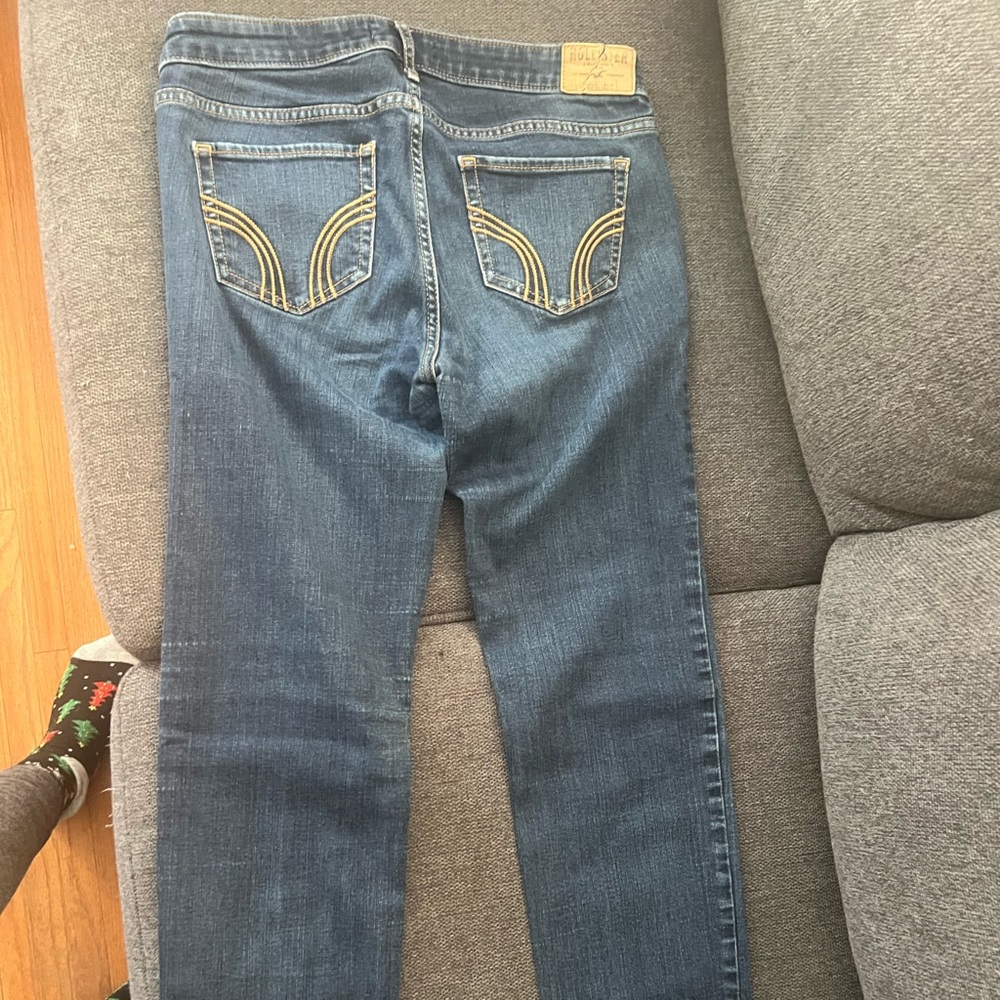 Hollister size 29/32 straight leg jeans